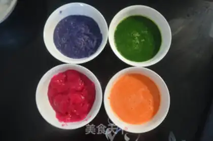 Make Five-coloured flowers step 2