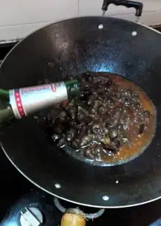 Make Spicy spicy snails step 4