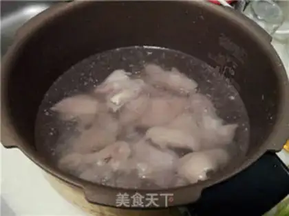 Make Red burning pig hands step 6