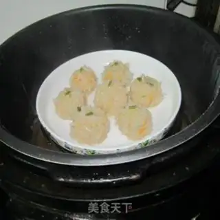 Make Pork carrot pearlballs step 6
