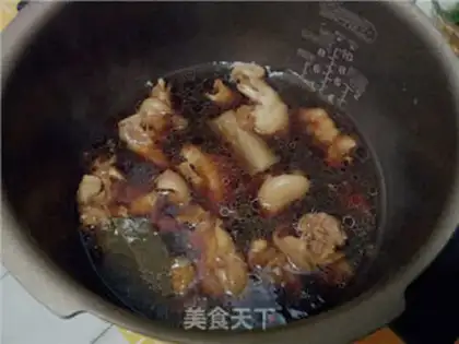 Make Red burning pig hands step 13