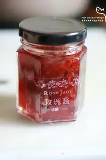 Make Rose tea step 1