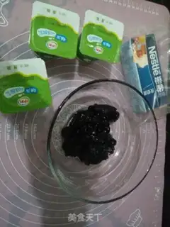 Make Blueberry yogurt cake step 10