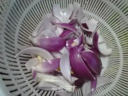 Make Cream pepper onions for pork step 2