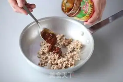 Make Meat sauce and eggplant step 2