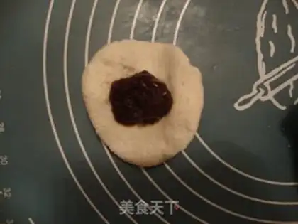 Make Black and white sesame ball step 3