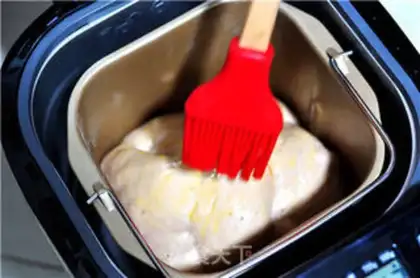 Make Strawberry cream toast step 13