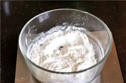 Make Strawberry cream toast step 16