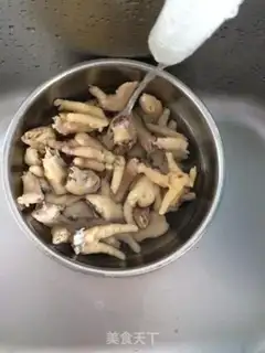 Make Garlic Paws step 3