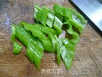 Make Green peppers, hot bacon step 2