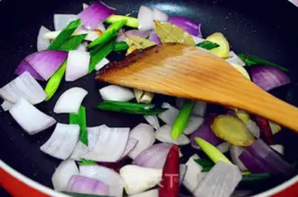 Make The onions burn step 6