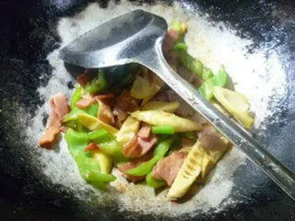 Make Green peppers, hot bacon step 10