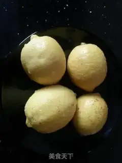 Make Lemon honey water step 0
