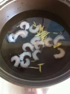 Make Pine shrimp fan soup step 5