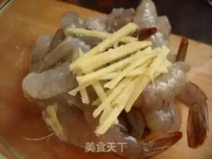 Make Tinker Bell shrimp step 1
