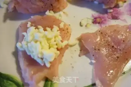 Make Chicken cheese rolls step 2
