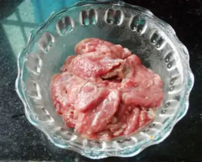 Make Beef sausage pizza step 2