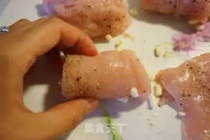 Make Chicken cheese rolls step 3