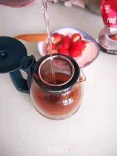 Make Frozen fruit cups step 2