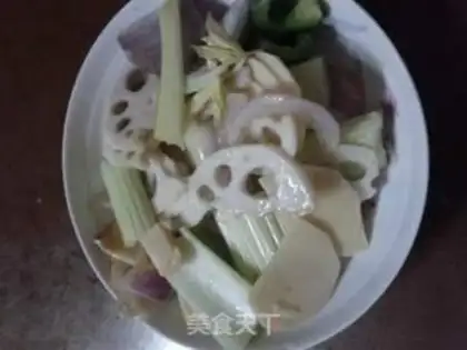 Make Pepper cutter, fish head soup step 2