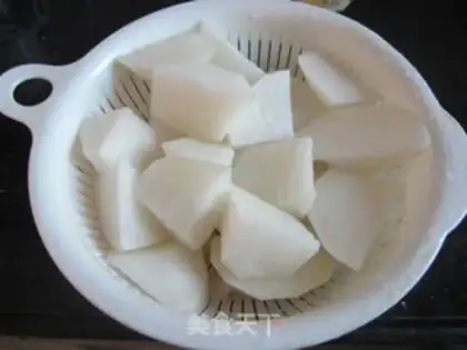 Make ♪ White radish crotch chord soup ♪ step 1