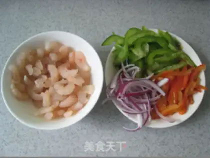 Make Shrimp-cheese heart pizza step 5