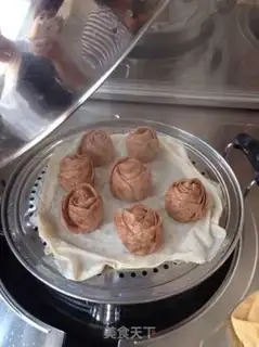 Make Chocolate rose buns step 3