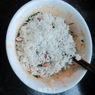 Make Onion pork and rice step 4