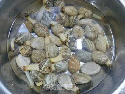 Make Pepper clams step 0