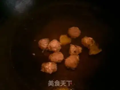 Make Curry meatballs step 1
