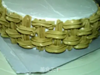 Make Flower cake: the basket step 7