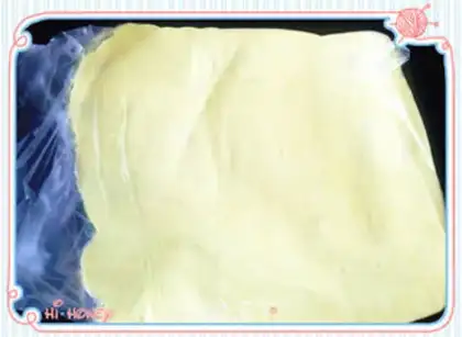 Make Egg yolk pie step 1
