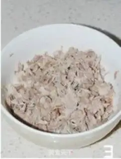 Make The juicer tore the meat step 2