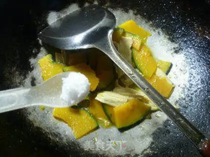 Make Pumpkin step 8