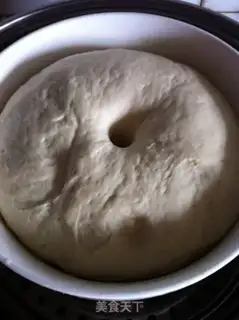 Make Garlic pretzels step 2