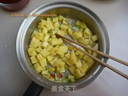 Make Creamed eggs step 7
