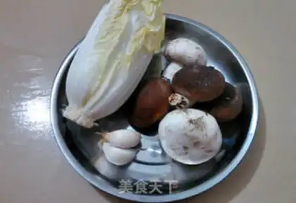 Make Chicken mushrooms and cabbage step 0