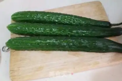 Make Shoot the cucumber step 0