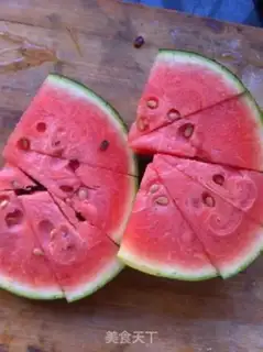 Make Watermelon juice step 1