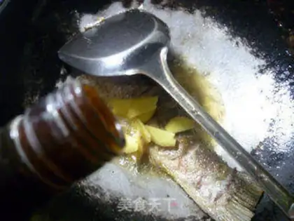 Make Jealousy fish tail step 3