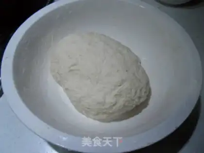 Make Little rolls of onion oil step 4