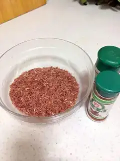 Make Red rice powder step 0