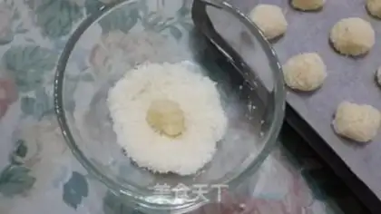 Make Protein coconut ball step 5