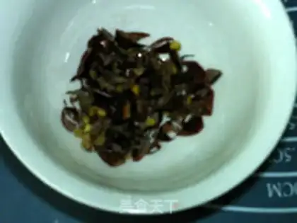 Make Olive oil spicy cookies step 1
