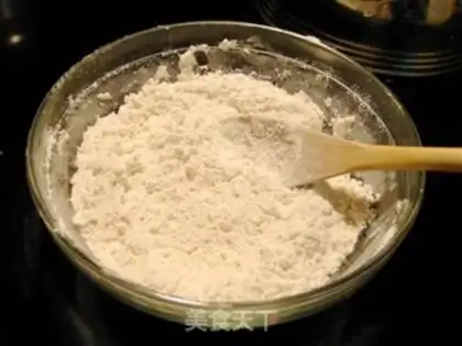 Make American cream and milk cake step 2