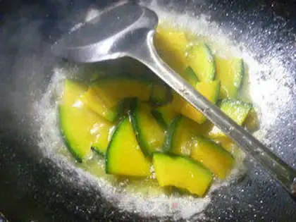 Make Weenie fried Japanese pumpkins step 5