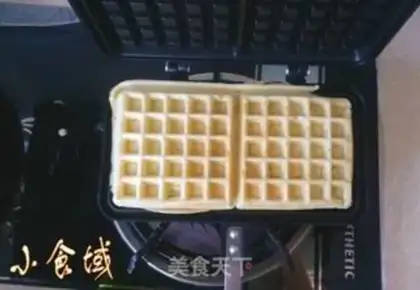 Make original waffles step 5