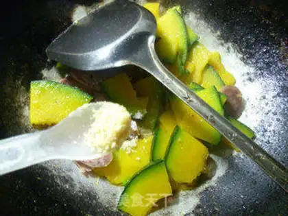 Make Weenie fried Japanese pumpkins step 8