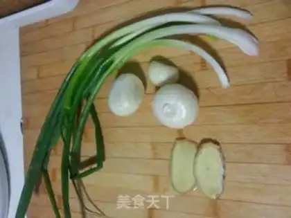 Make Spicy crab step 1