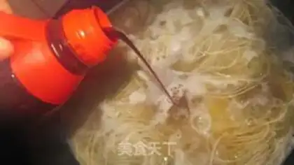Make Beef gravy noodles step 4